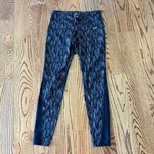 Nike dry fit leggings, size L